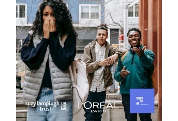 picture of woman being harassed in the street