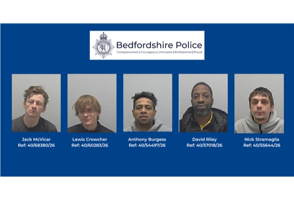 Bedfordshire Police - Bedford wanted shoplifters