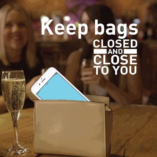 A cell phone in a purse

AI-generated content may be incorrect.