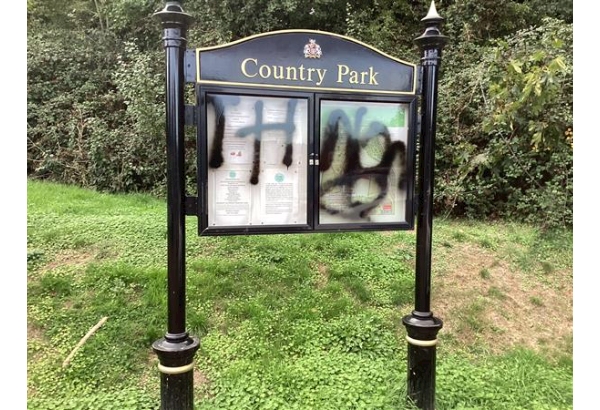 graffitti belmont Country Park