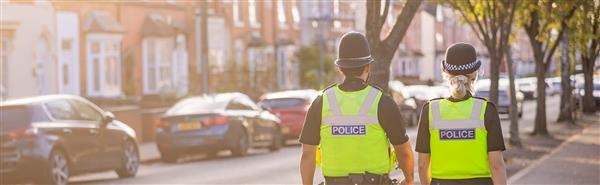 A person in a yellow vest

AI-generated content may be incorrect.